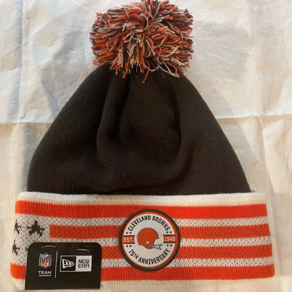 CLEVELAND BROWNS 75TH ANNIVERSARY BEANIE HAT